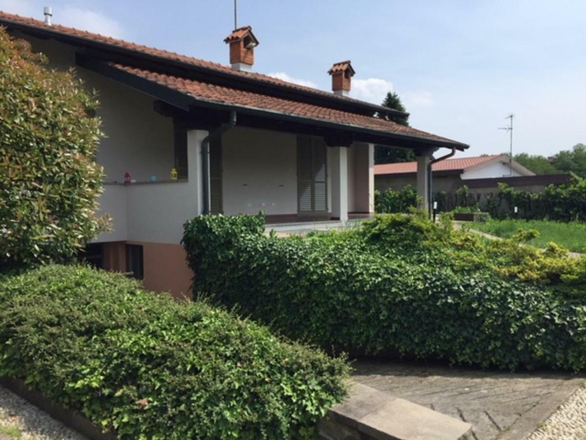 Caroline Home Anzano Del Parco ภายนอก รูปภาพ